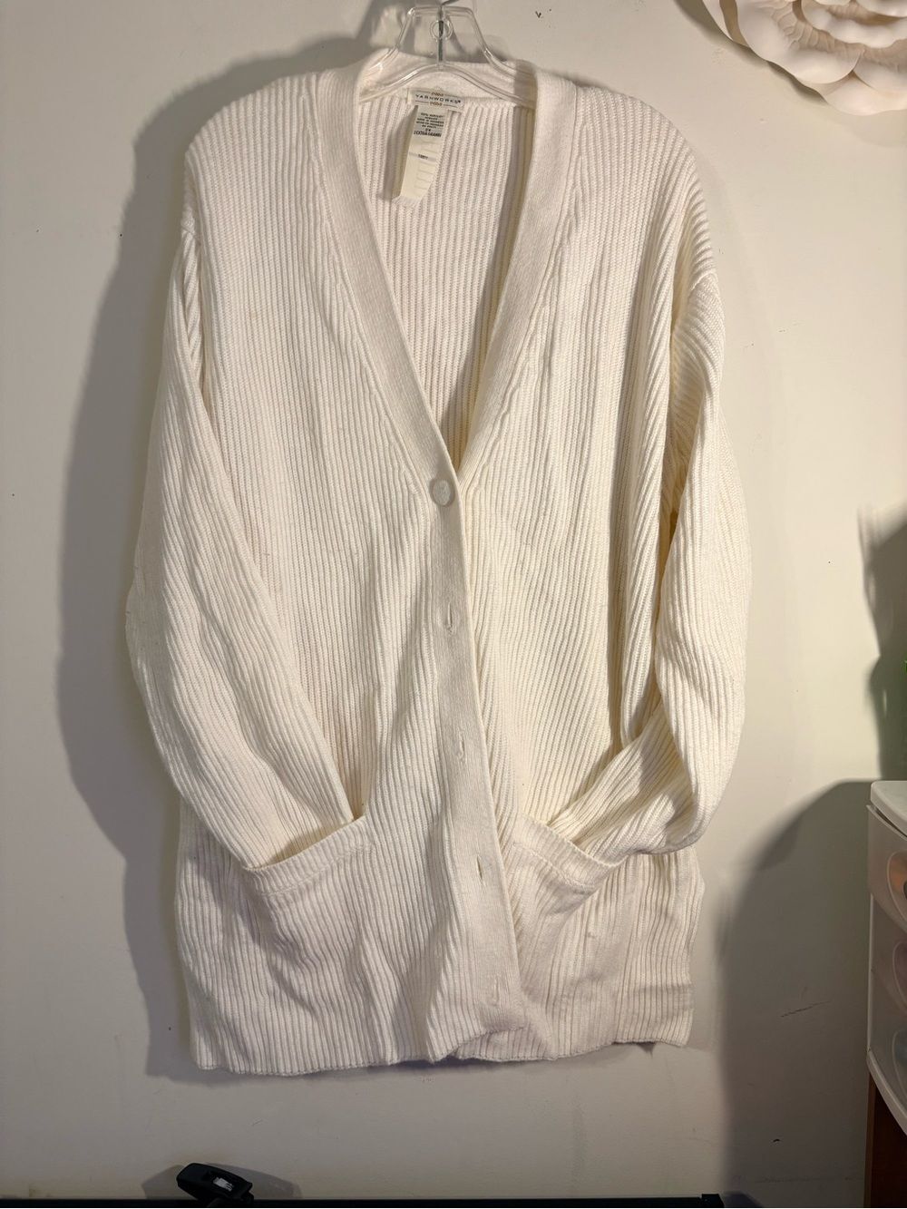 Yarnworks Women's White and Cream Cardigan